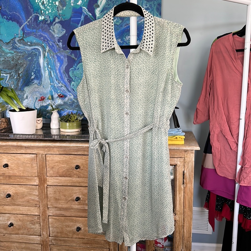 Viva Vena Brand Button Down Patterned Dress with Sash and Embellished Collar